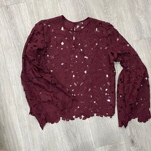 ROMEO & JULIETTE Woman’s Crochet Lace Long-Sleeve Blouse in Red Wine  MEDIUM